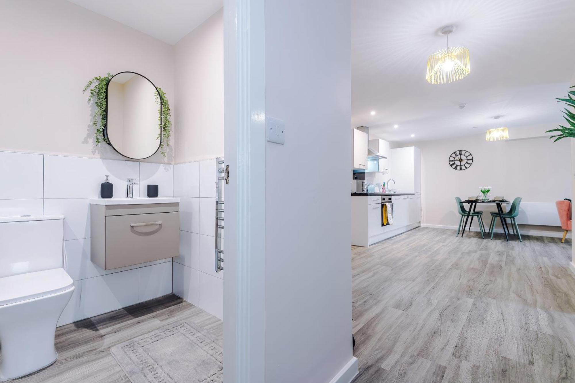Deluxe New Build 2 Bedroom 2 Bathroom Apartment - Free Secure Parking Манчестер Экстерьер фото